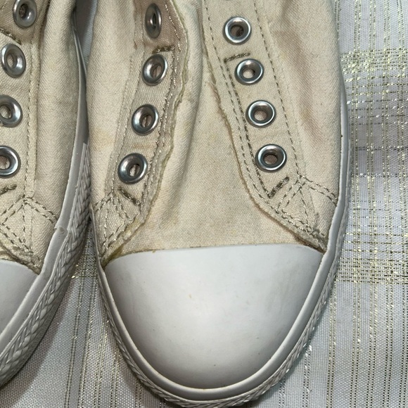 Converse Off-White Slip-On Shoes - Picture 4 of 12